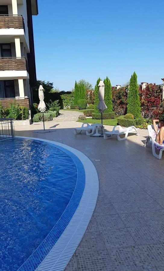 Victoria'S Apartments Nessebar Exterior foto